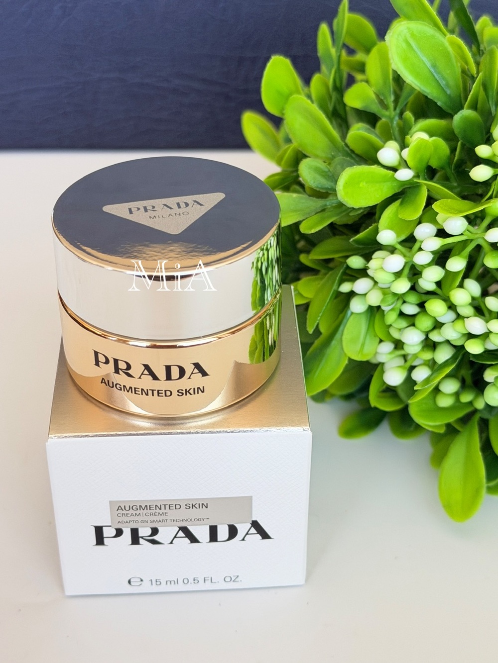 Prada Augmented Skin The Smoothing Face Cream Travel Size 15ml (Value $97) - Picture 2 of 5